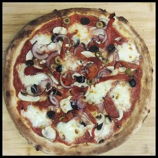 12.Pizza Vega (50 cm)