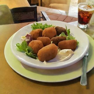 Croquetas Caseras  (media ración)