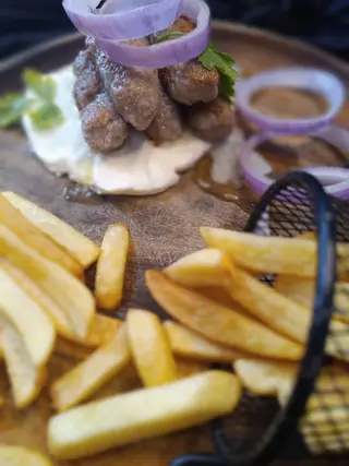 Ćevapi u somunu