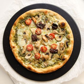 Pizza Al Pesto