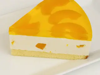 Торт Йогуртовый фруктовий (1kg)