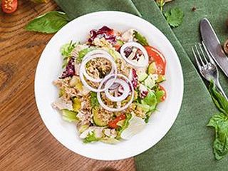 Салат Вітелло е Полло (250g)