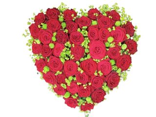 Serce z czerwonych róż