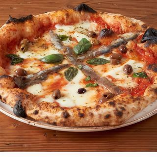 Pizza Olive Amb Acciughe E Pomodorini