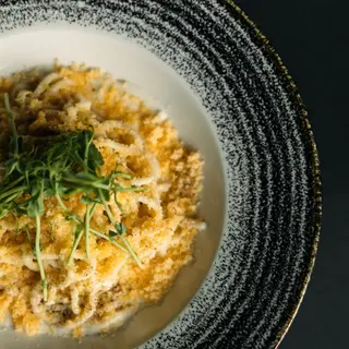 Спагеті з авторськими сирами (300г)