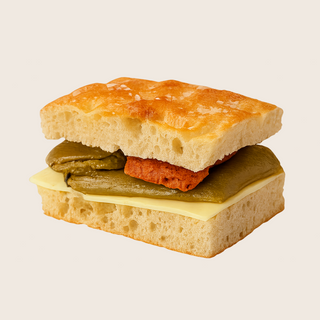 Focaccia De Txistorra, Pimientos Verdes Y Queso