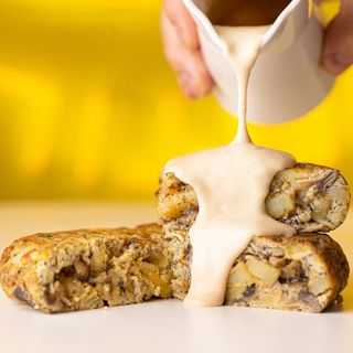 Tortilla de Setas, Trufa y salsa de Foie