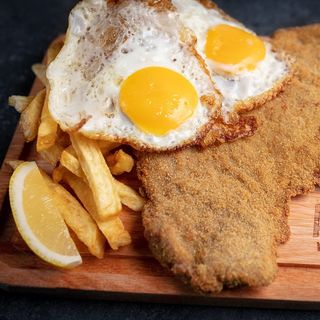 Milanesa de ternera a caballo 