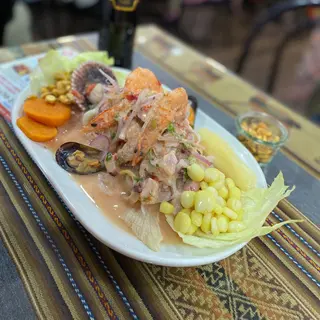 Ceviche Mixto