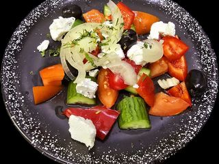 Салат грецький (250г)