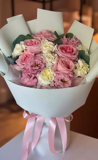 Buchet vintage cu trandafiri