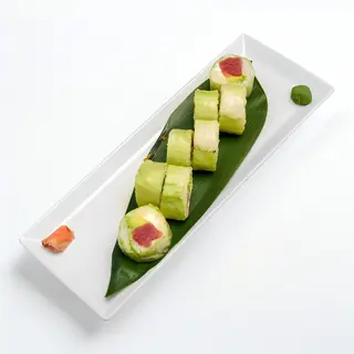 Atún, aguacate y lechuga
