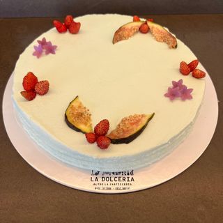 Torta Pan di spagna (per 4/5 porzioni)