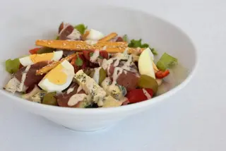 Salata sa tunjevinom