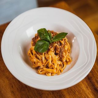 Tagliatelle bolonhesa