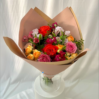 Ramo de Rosas Energeticas + Jarrón de Regalo