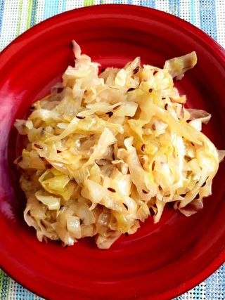 Varza calita cu marar