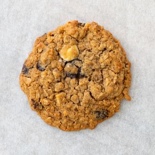 Classic choc Cookie