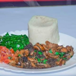 Matumbo - sima - veggies 