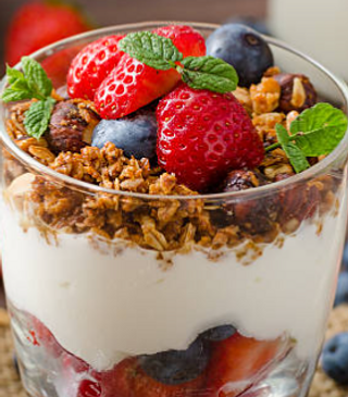 Granola yogurt