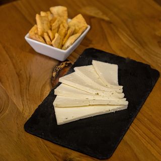 Medio Queso Semi (100 G.)