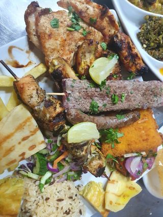 Grillade Kiosk Food +