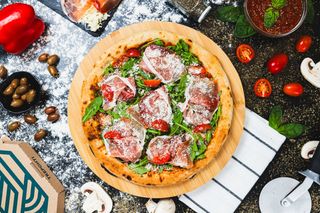 Pizza Con Crudo, GRANDE