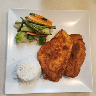 Filete De Pollo Empanado