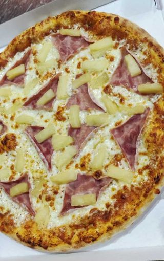 Pizza Hawaiana