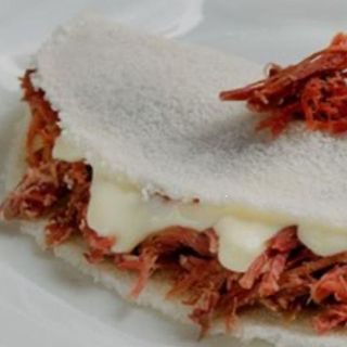 Tapioca de Carne com Catupiry