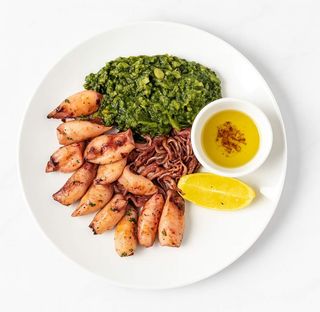 Lignje punjene s pršutom, blitva krumpir