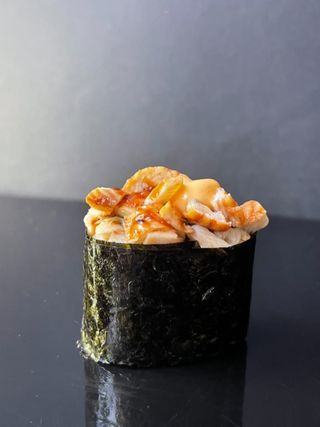 Гункан з вугрем