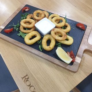 Хрупкави калмари по Средиземноморски (250гр)