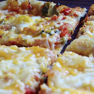 Pizza Huevos Nuevo (Mediana)