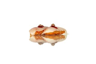 Crisp nigiri spigola