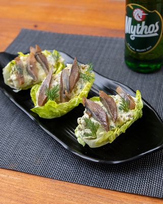 Patatosaláta a la griega