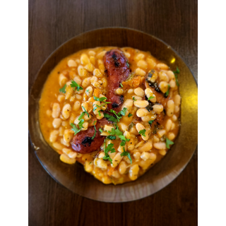 Боб с наденица (500г)