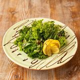 მწვანე სალათი