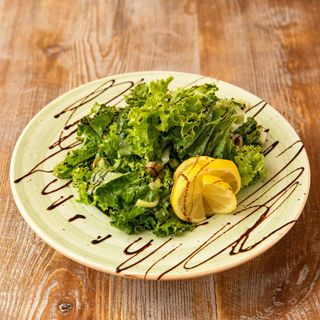 მწვანე სალათი