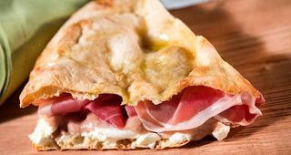 Focaccia al Prosciutto di Parma