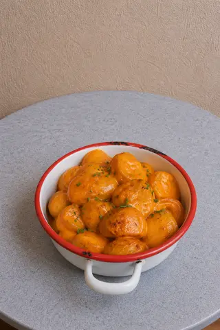 LAS BRAVAS