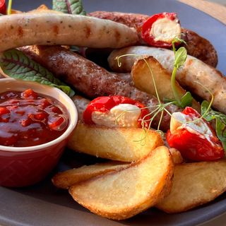 Плато ковбас 