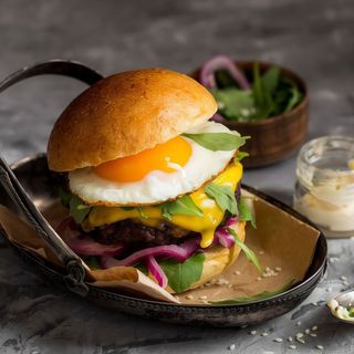 Hamburguesa de la casa