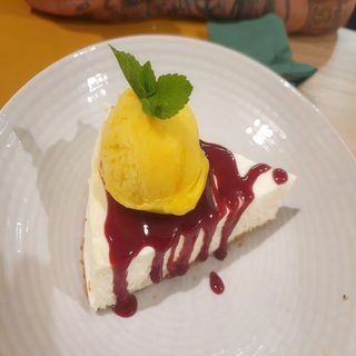 Tarta De Queso Con Mermelada De Frambuesa