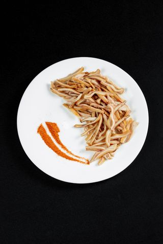 Вушка свинячі з приправою (100г)