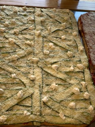 Pomodoro, mozzarella, zucchini, mascarpone e grana