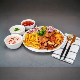 Shaorma la farfurie mixta