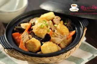 145. Frutti di mare e tofu giapponese al tegamino