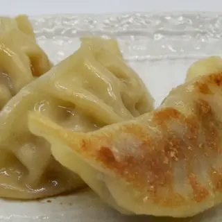 Ravioli di carne alla griglia