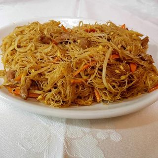 Fideos De Arroz Con Ternera
